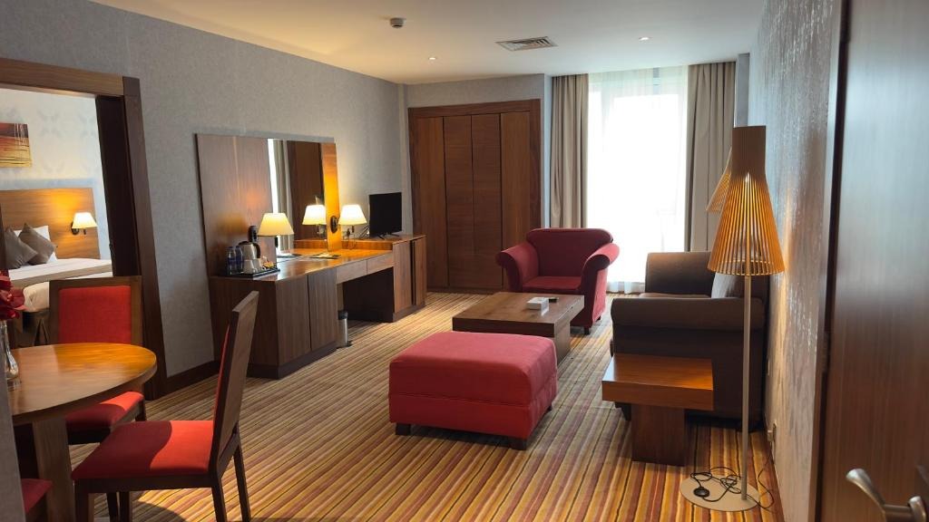 هتل الخلیج پالاس دیره